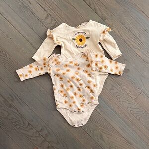 Sunflower Print Cream Baby Onesie Set